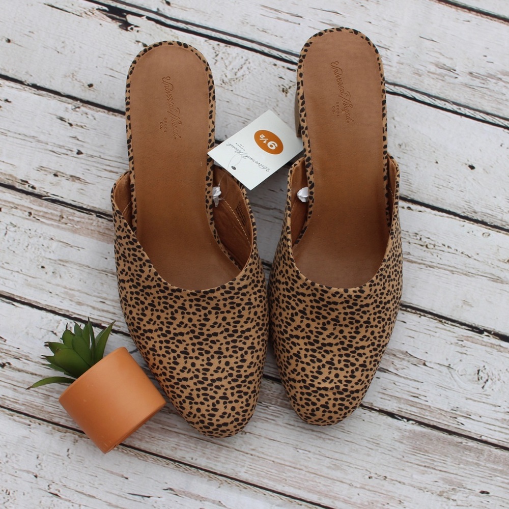 Universal Thread Leopard Print Mules/Clogs